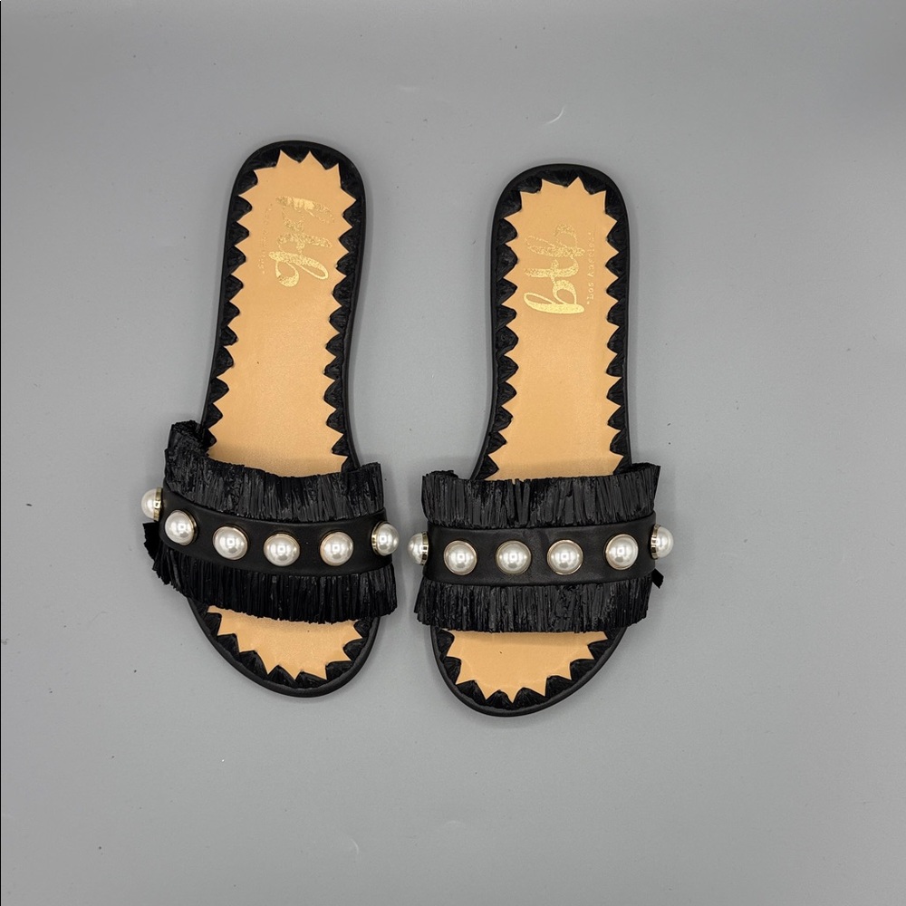 NWOB BTB Los Angeles Sz 7 Valentina Fringe Slide.